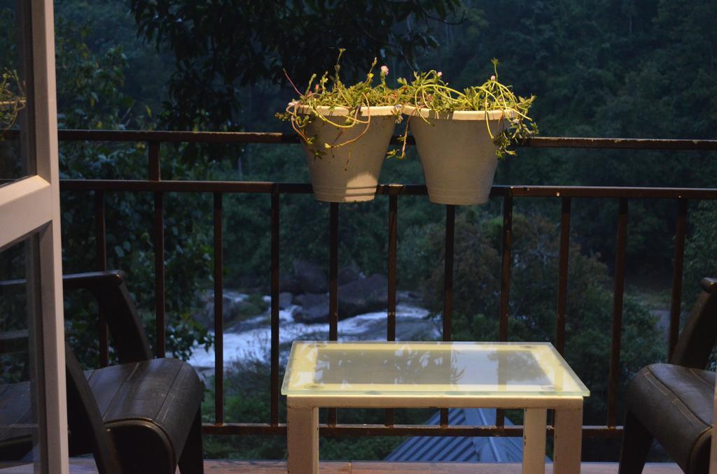 Moselberg Riverside Cottages Munnar Exterior photo